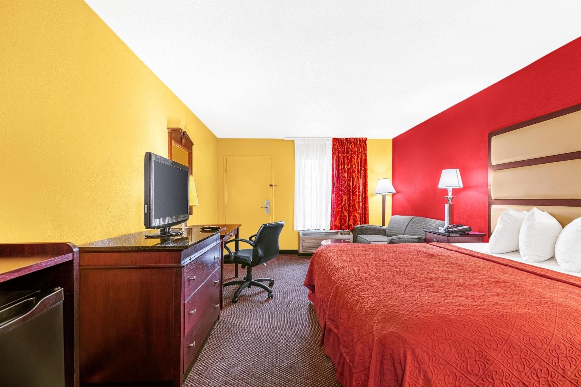 Deluxe King Room - Smoking