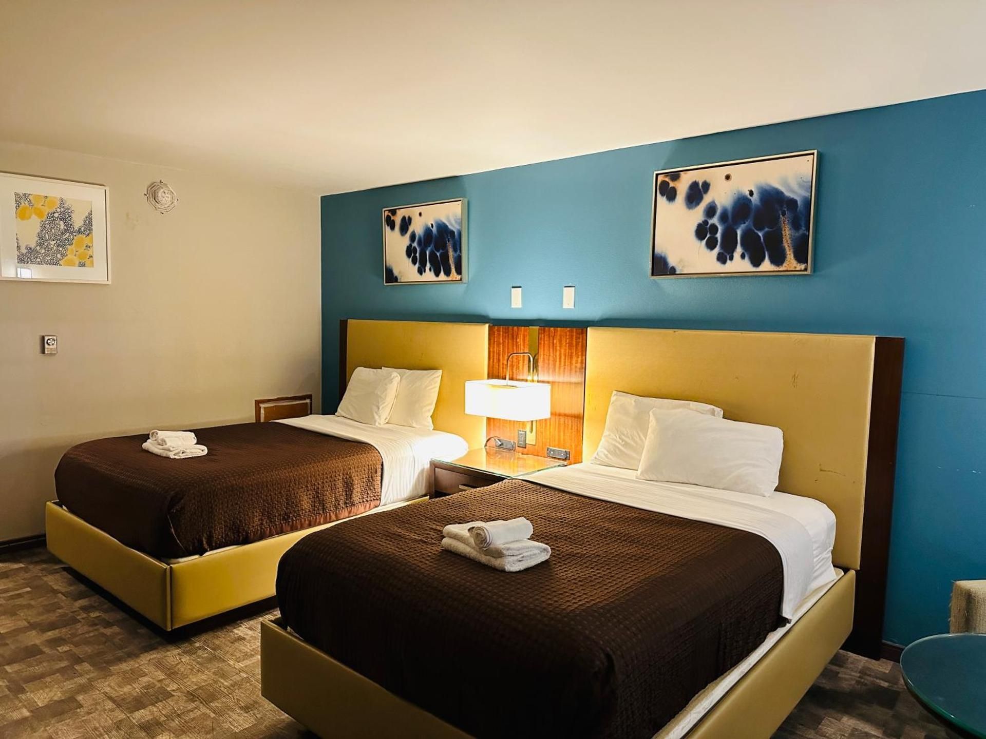 Boston Inn Efficiency Room 2