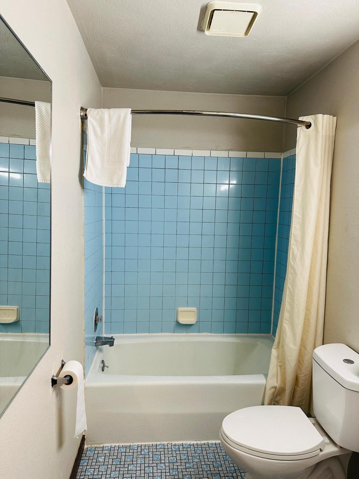 Boston Inn Efficiency Room 3