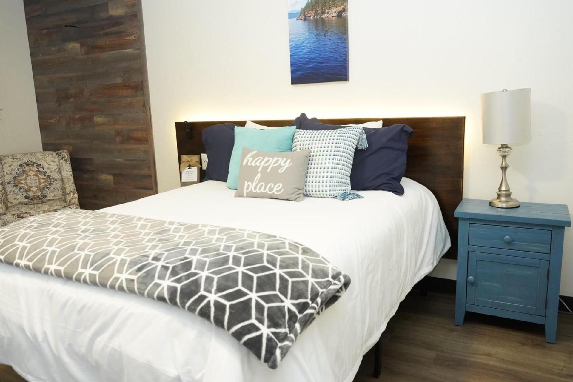 Single Room With Private Bathroom