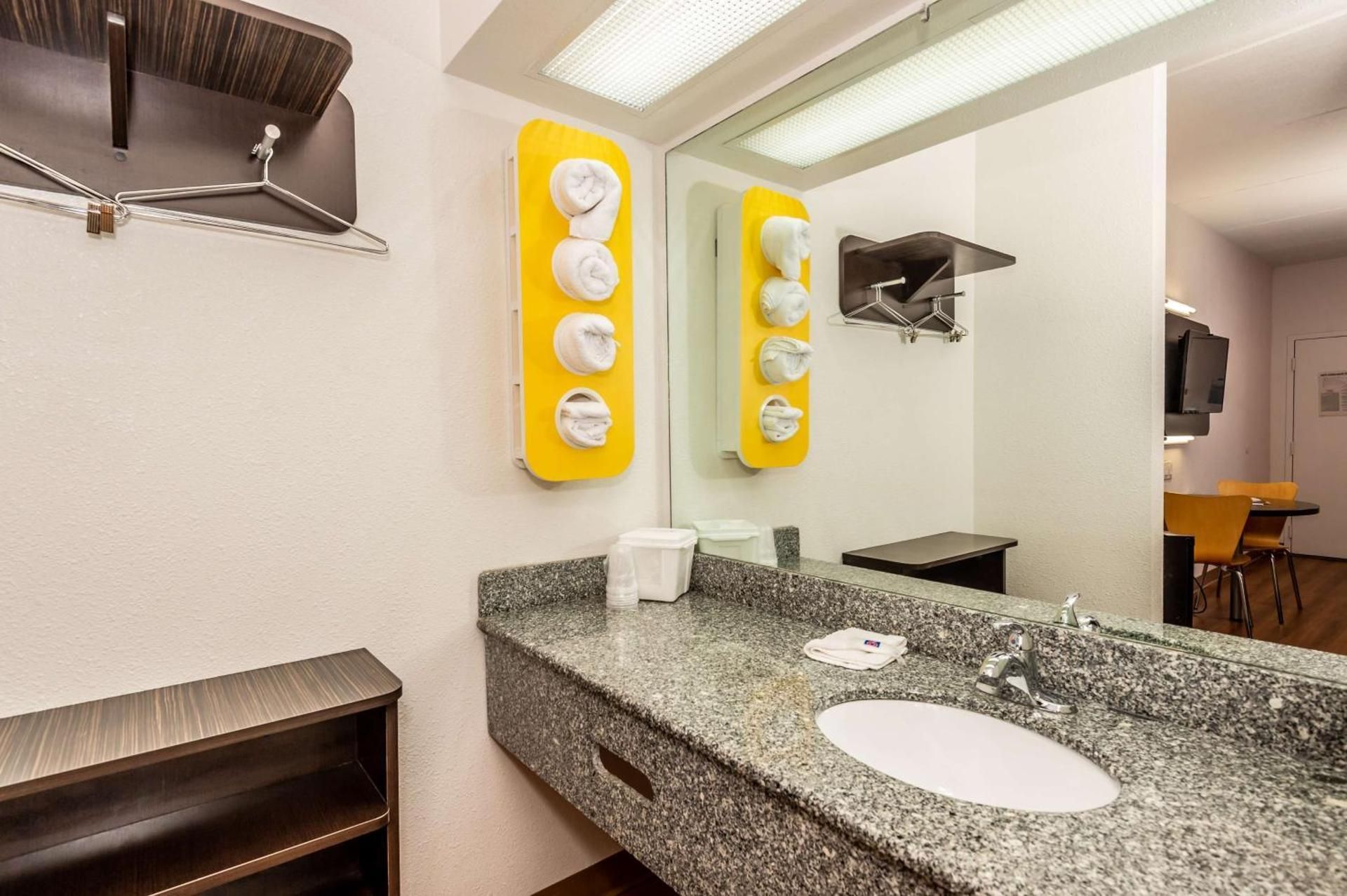 King Room - Disability Access - Non-Smoking