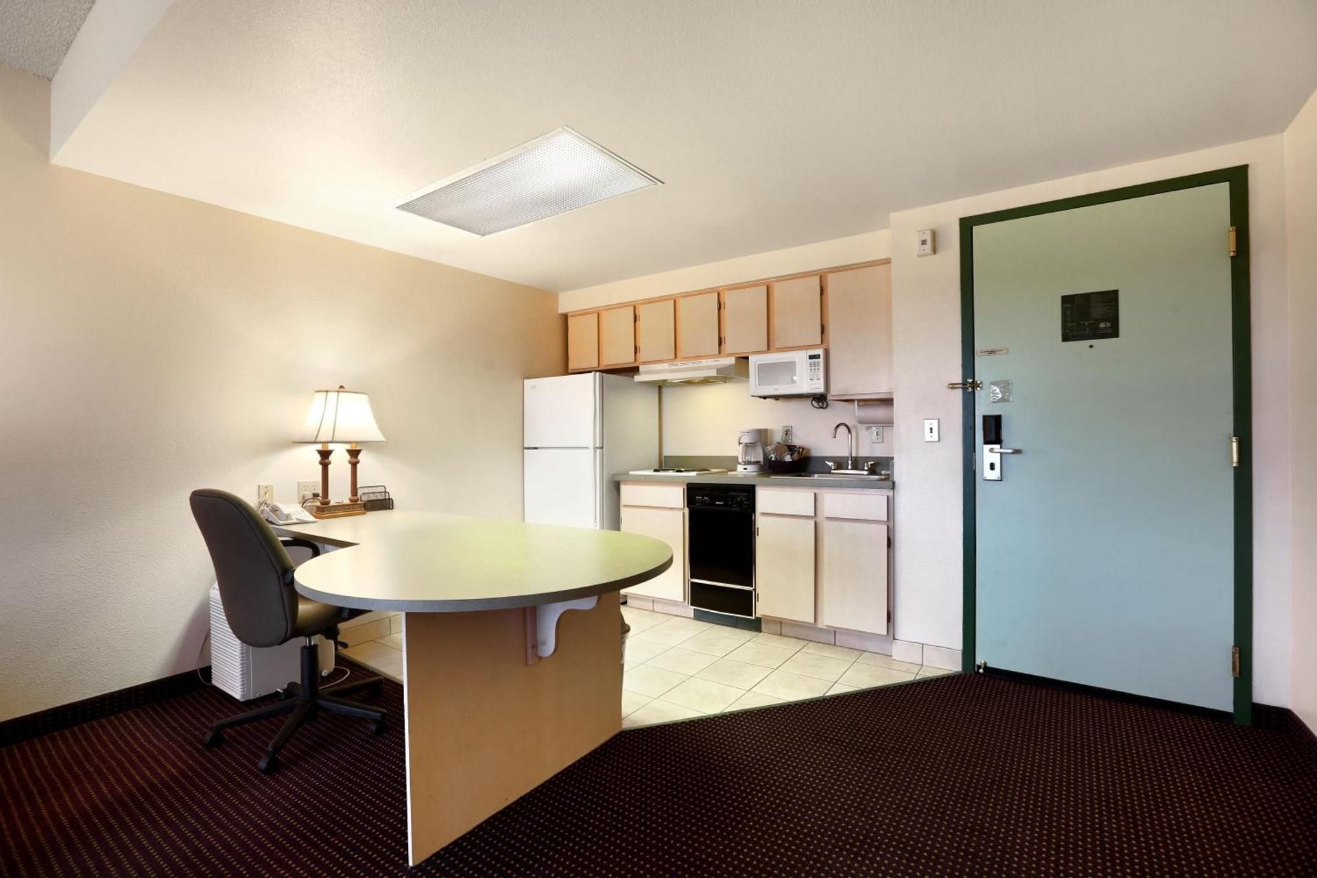 Queen Suite