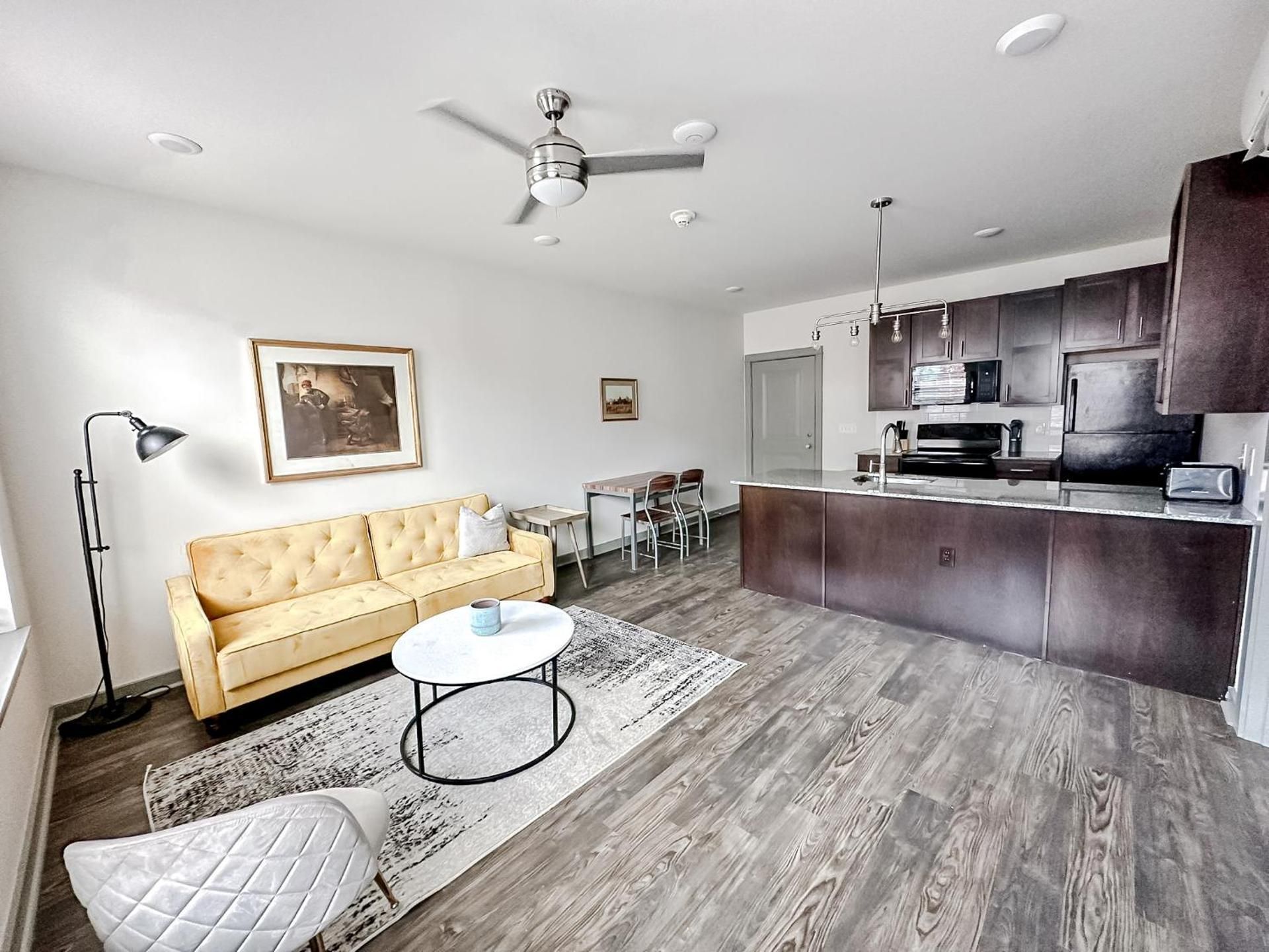 One-Bedroom Apartment