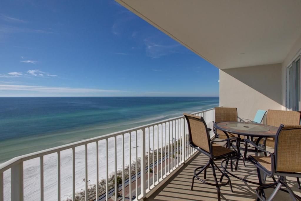 Suite with Sea View
