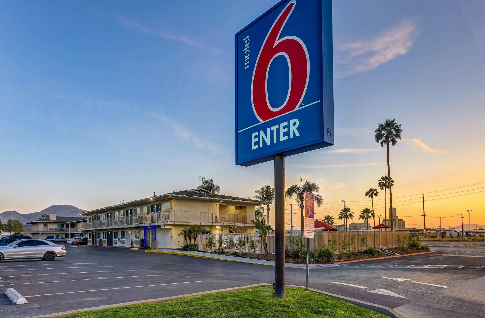 Motel 6 San Bernardino, CA - South