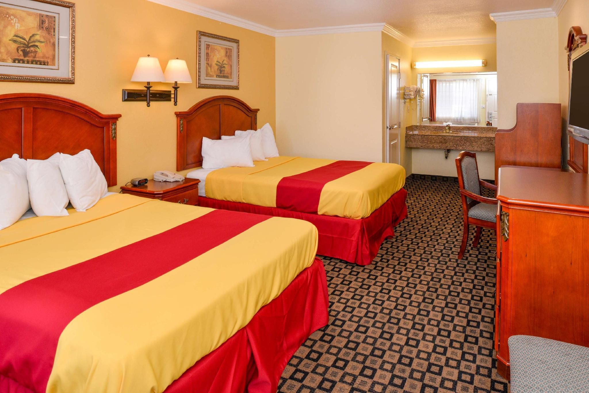Americas Best Value Inn & Suites San Bernardino Queen with 2 Queen Beds 2