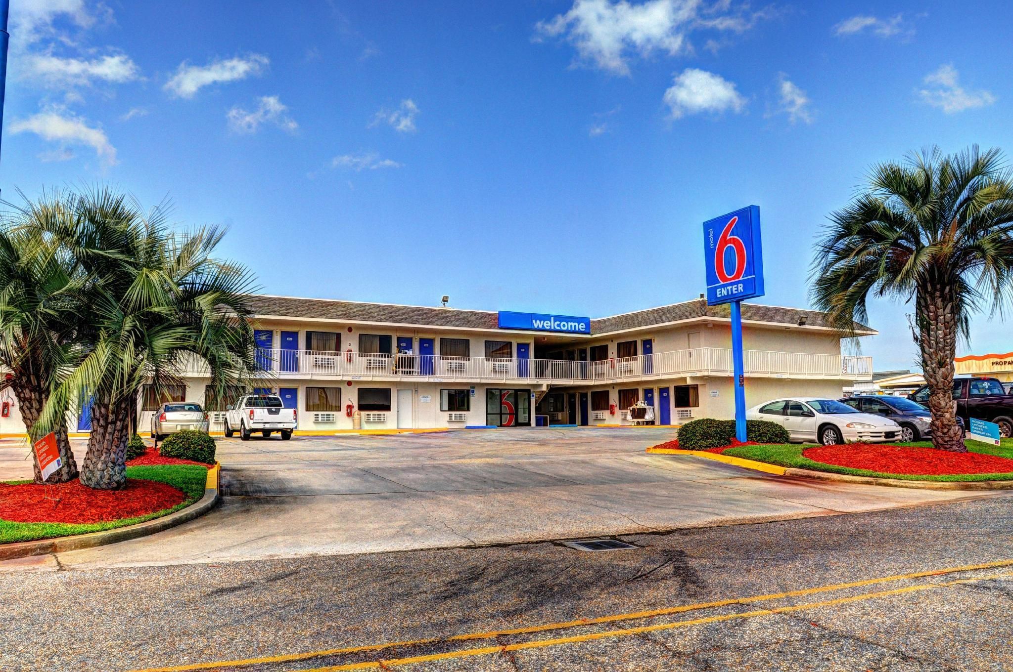 Motel 6 Slidell, LA - New Orleans
