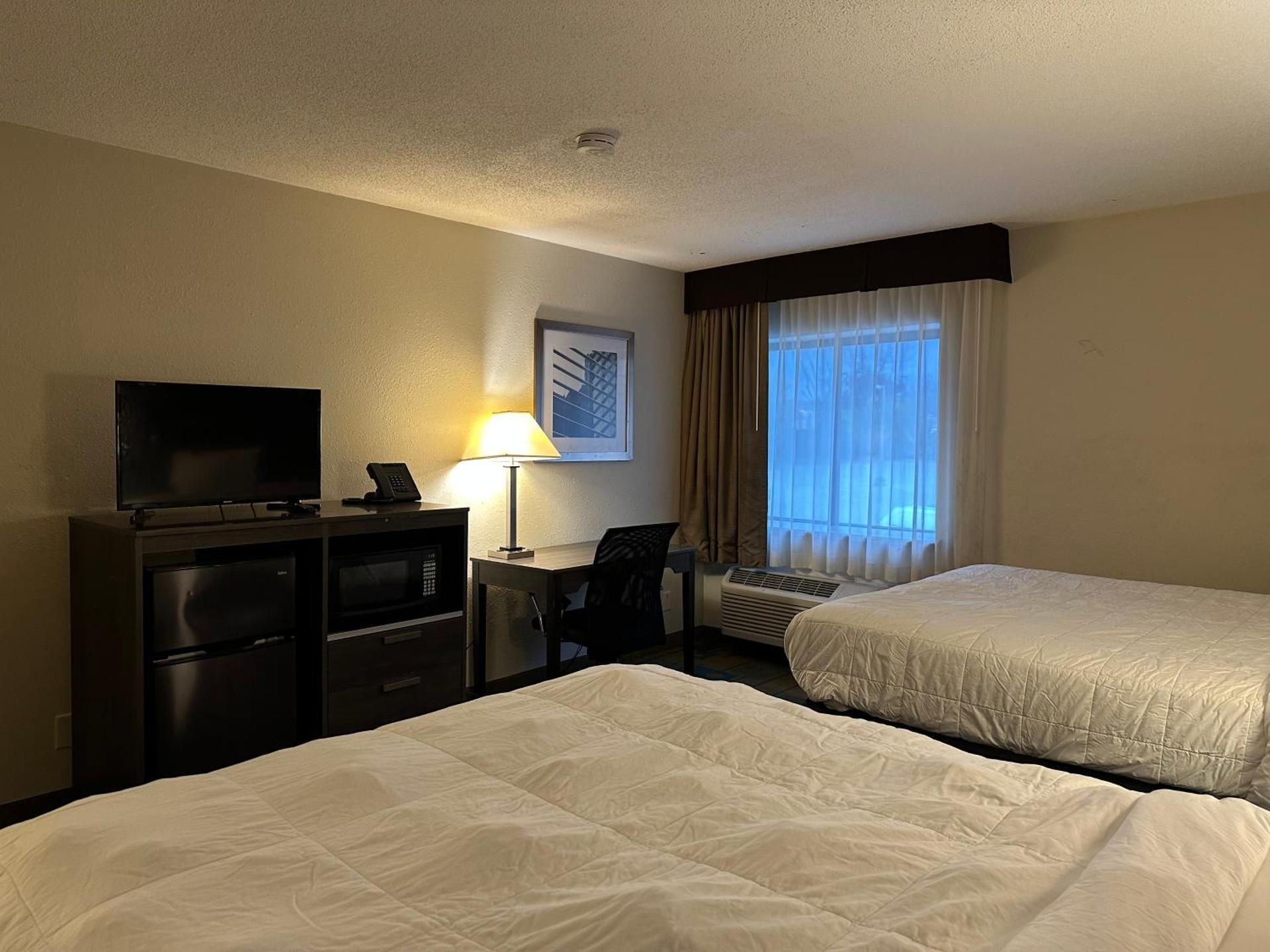 Standard Queen Room with Two Queen Beds