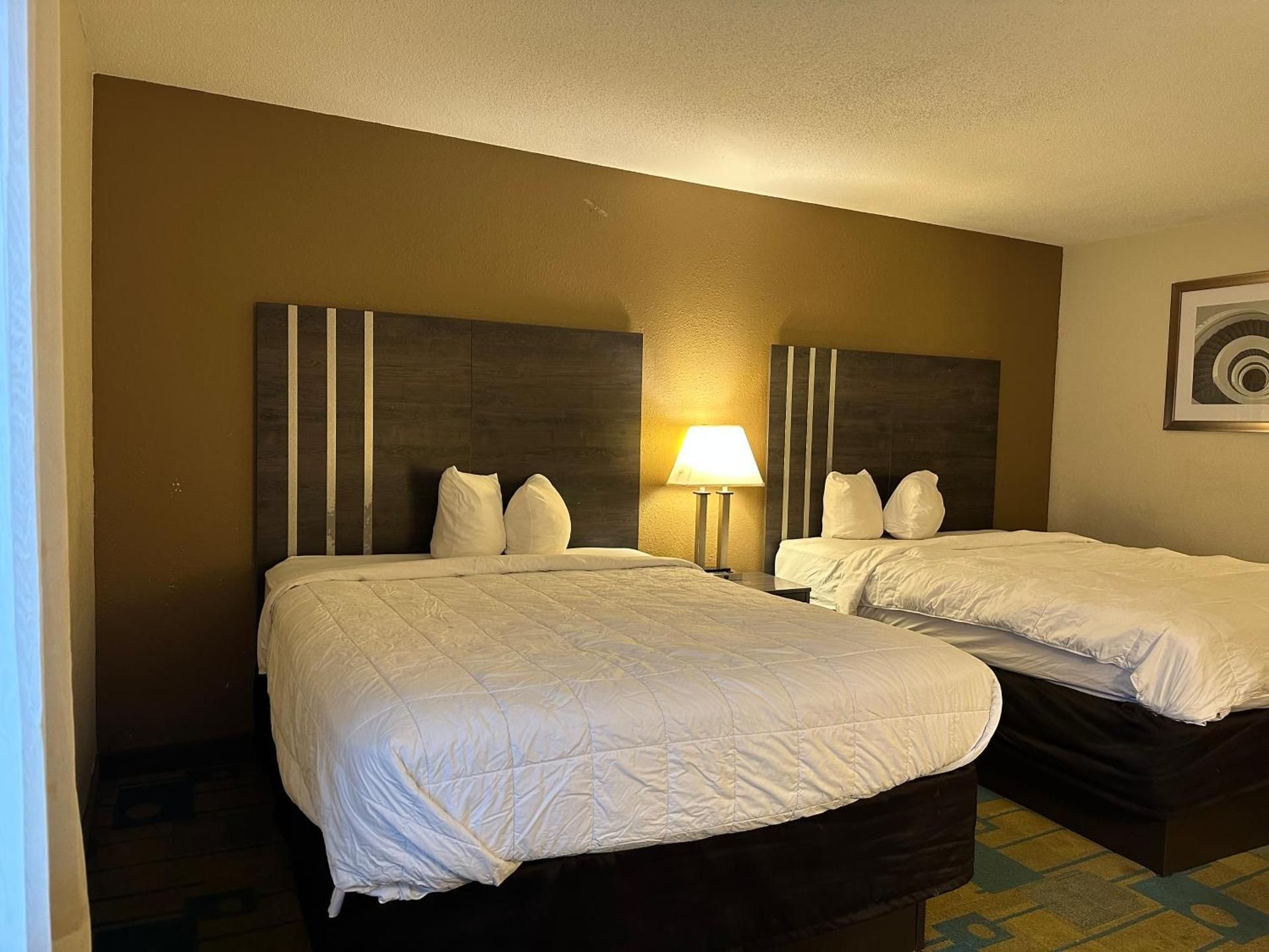 Deluxe Queen Room with Two Queen Beds