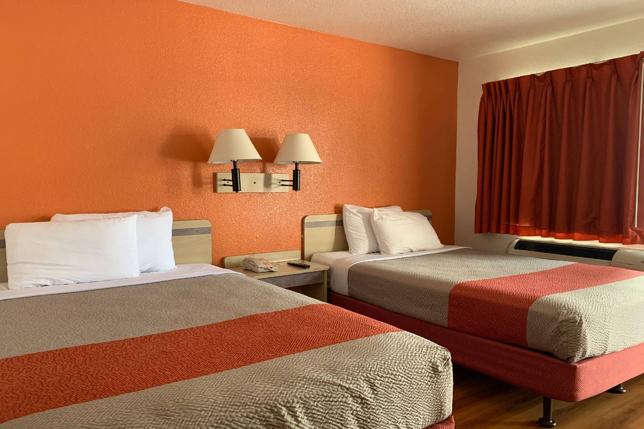2 Full Beds | Non-Smoking