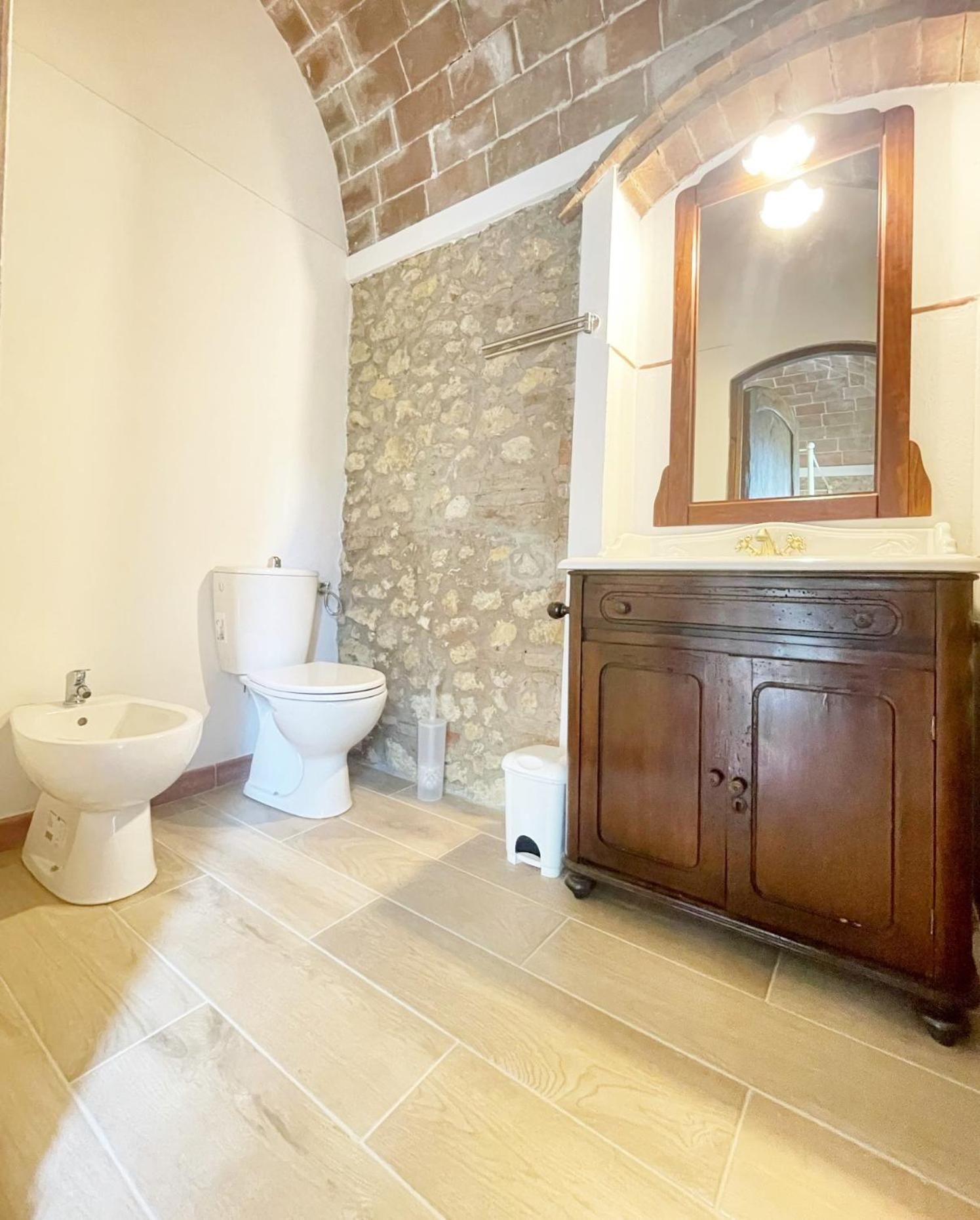 Relais Casale Il Poggetto VILLA PAOLA by Zoom In Earth Quadruple Room with Garden View