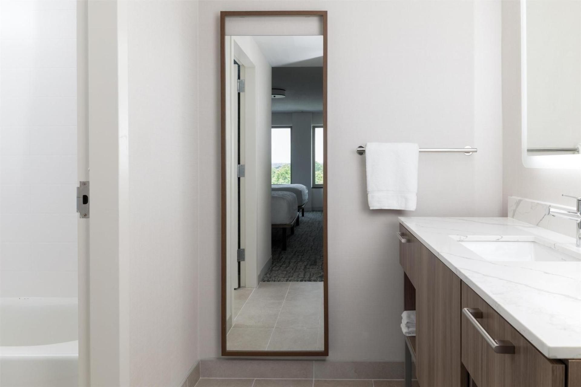 Two-Bedroom Suite - Non-Smoking