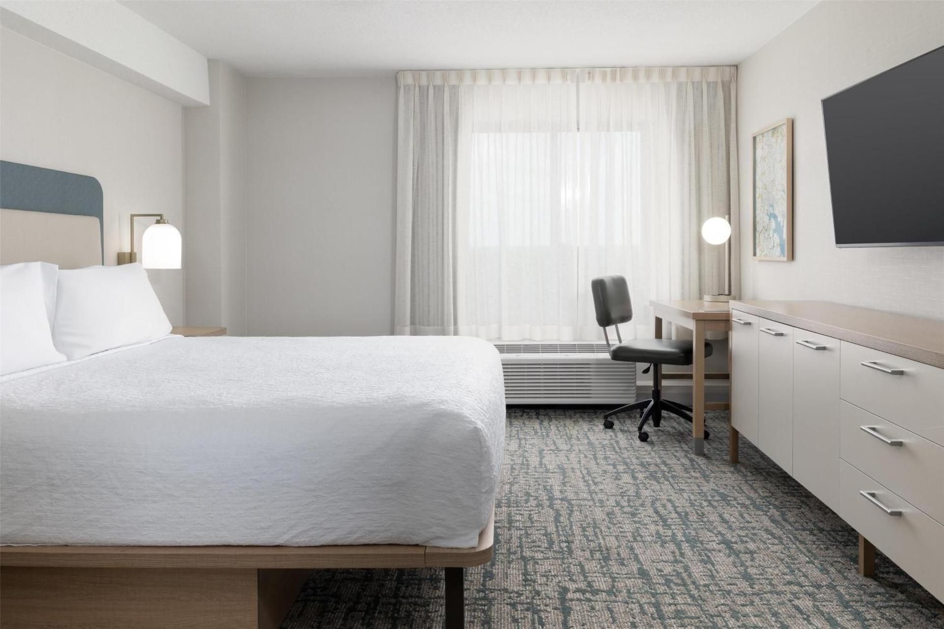 Two-Bedroom Suite - Non-Smoking