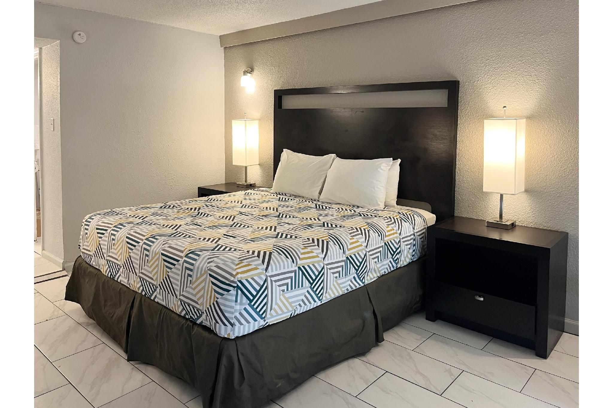 1 King Bed Accessible Roll In Shower