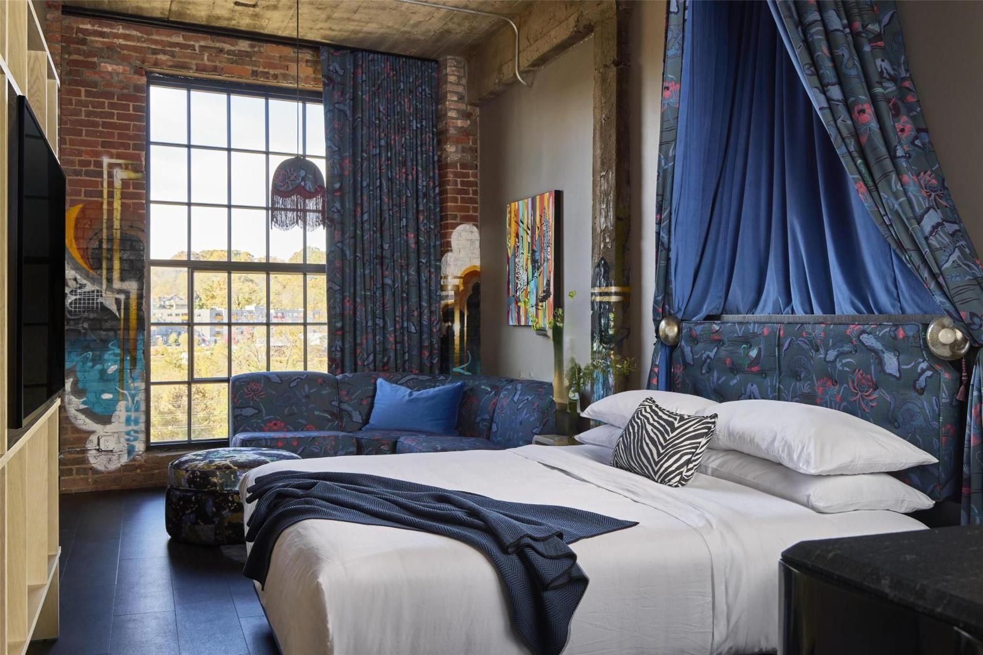 King Studio Suite with Riverfront View
