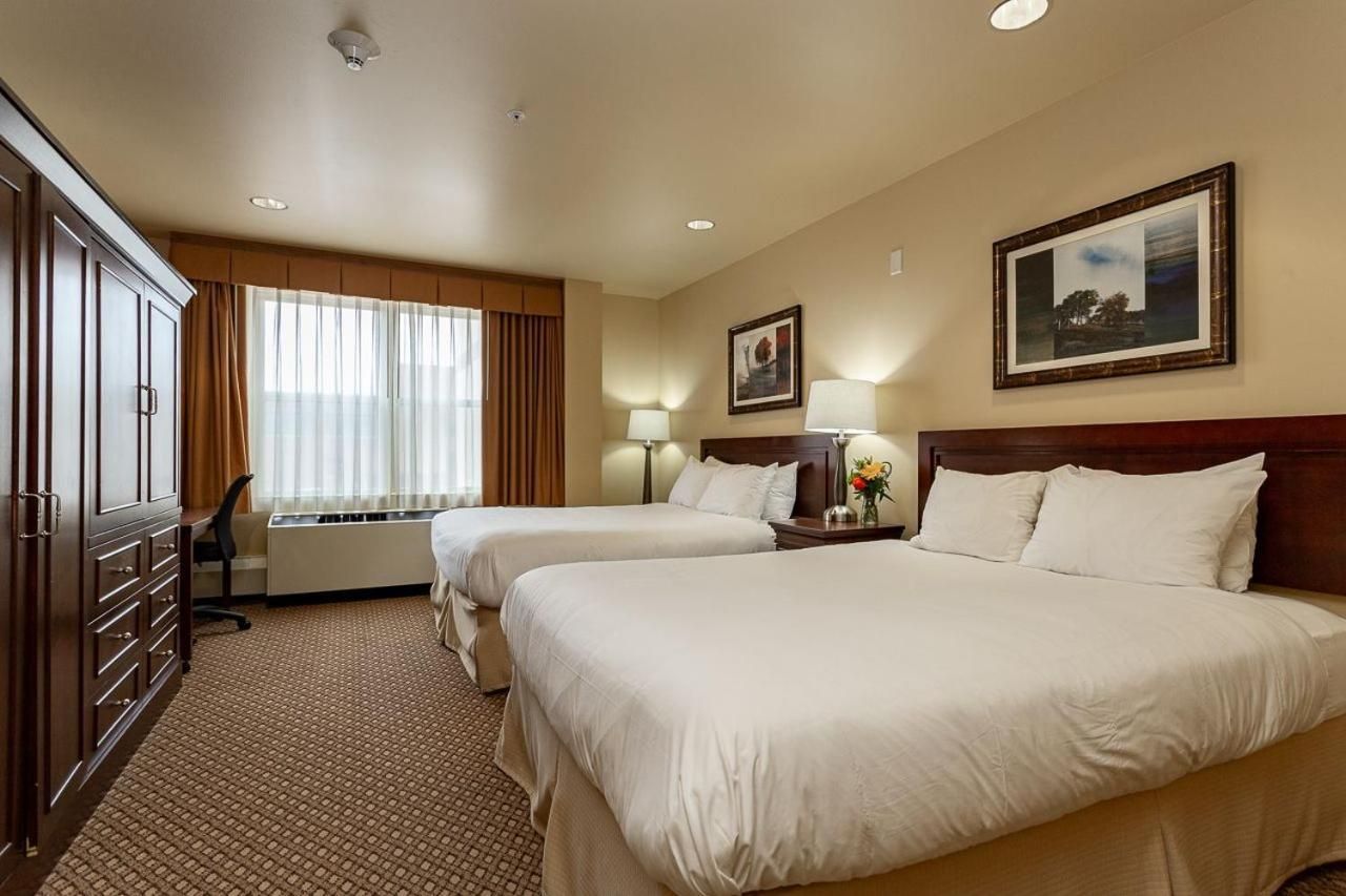 Queen Room with Two Queen Beds - Accessible/Non-Smoking