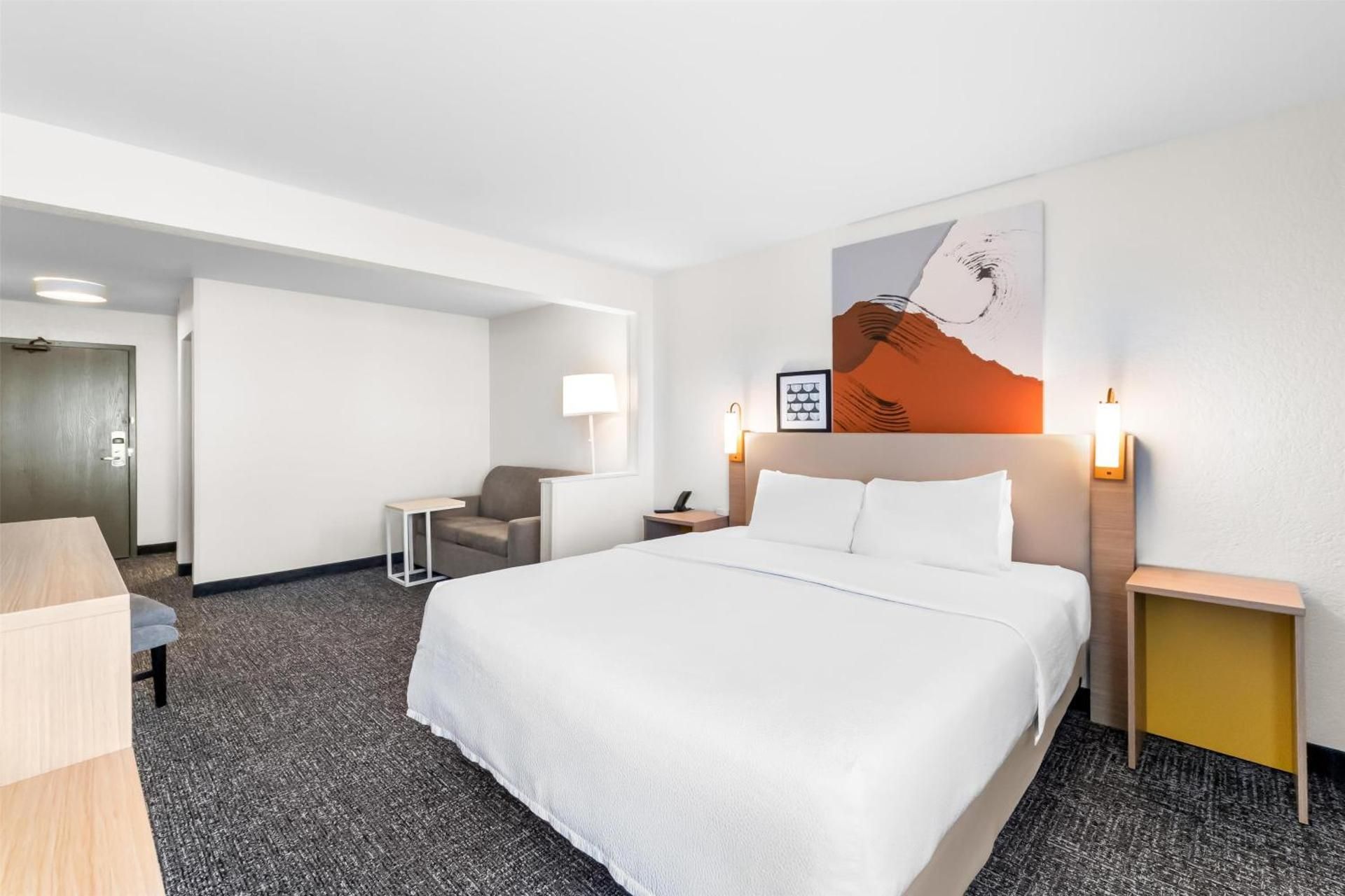 Spark by Hilton Corpus Christi Southeast 1 KING BED WITH SOFABED