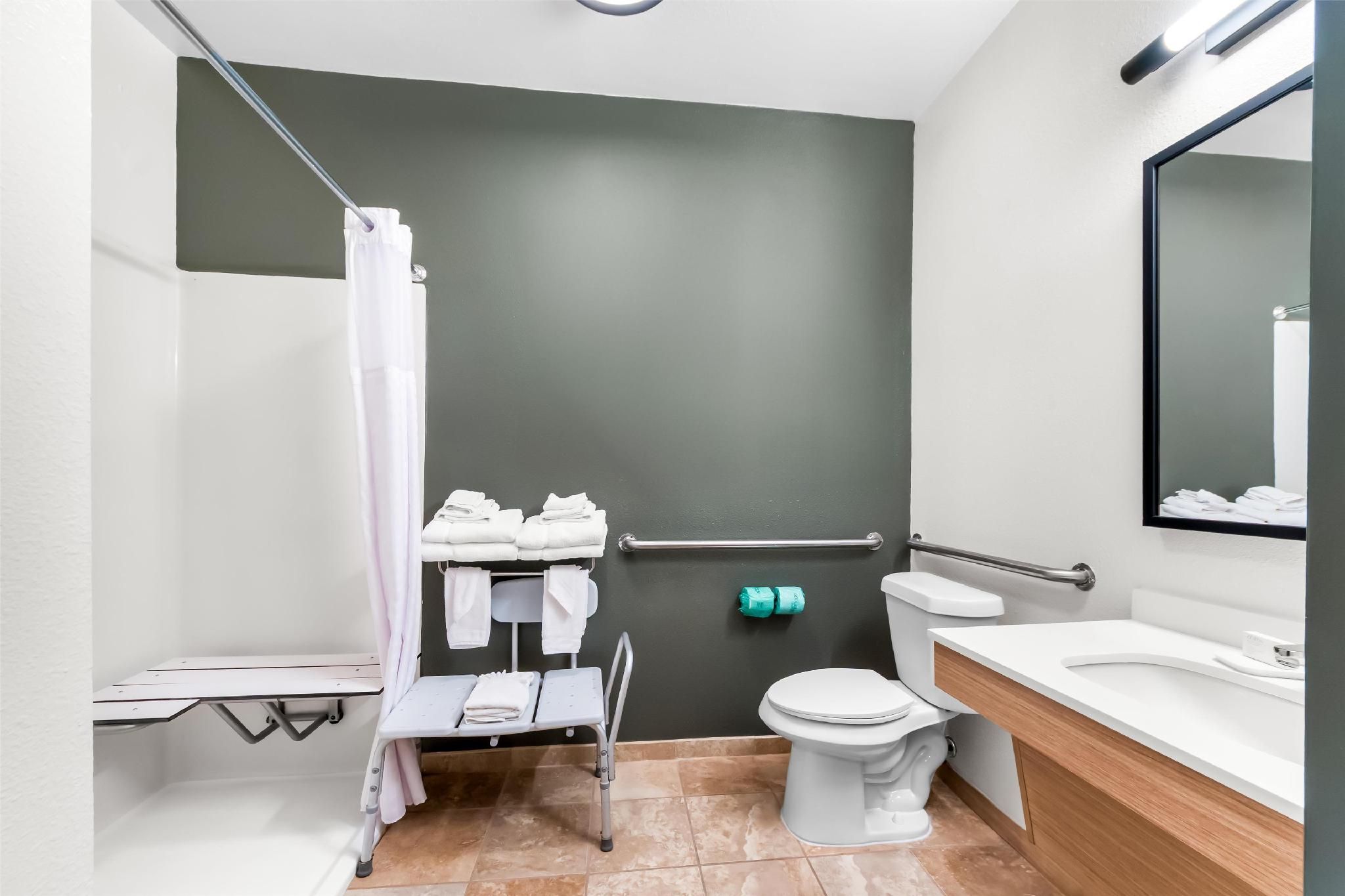 Spark by Hilton Corpus Christi Southeast 2 Queens Mobility Accessible Roll In Shower 3