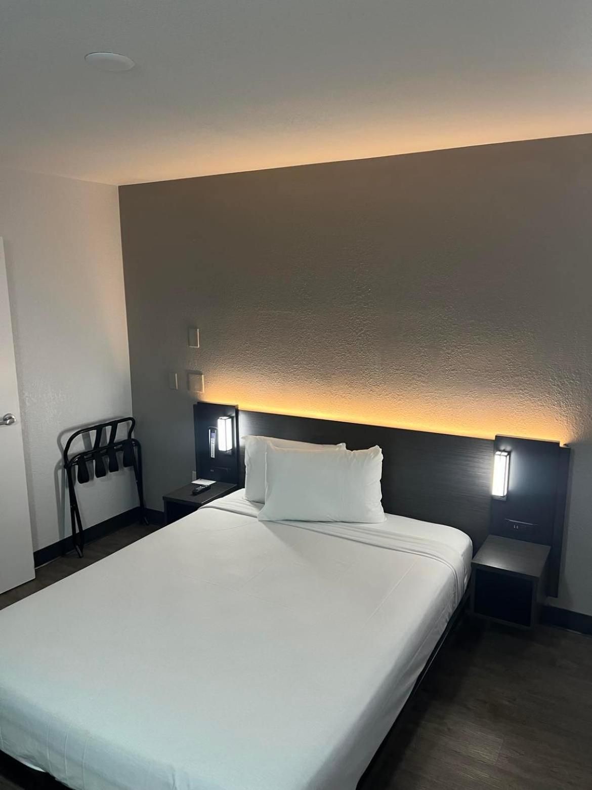 Single Room - Disability Access