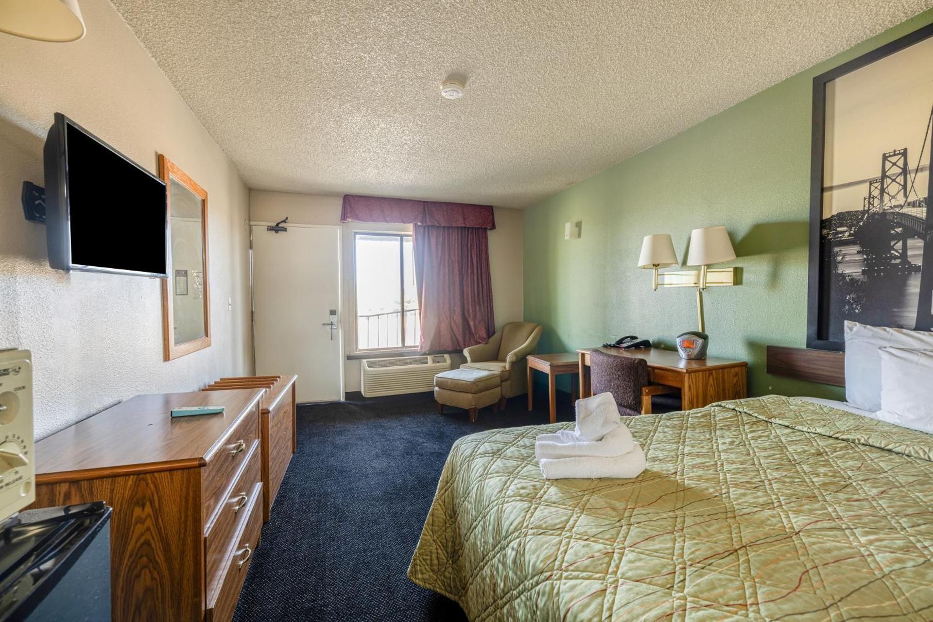 Townhouse Barstow Route 66 Deluxe King Bed Non smoking