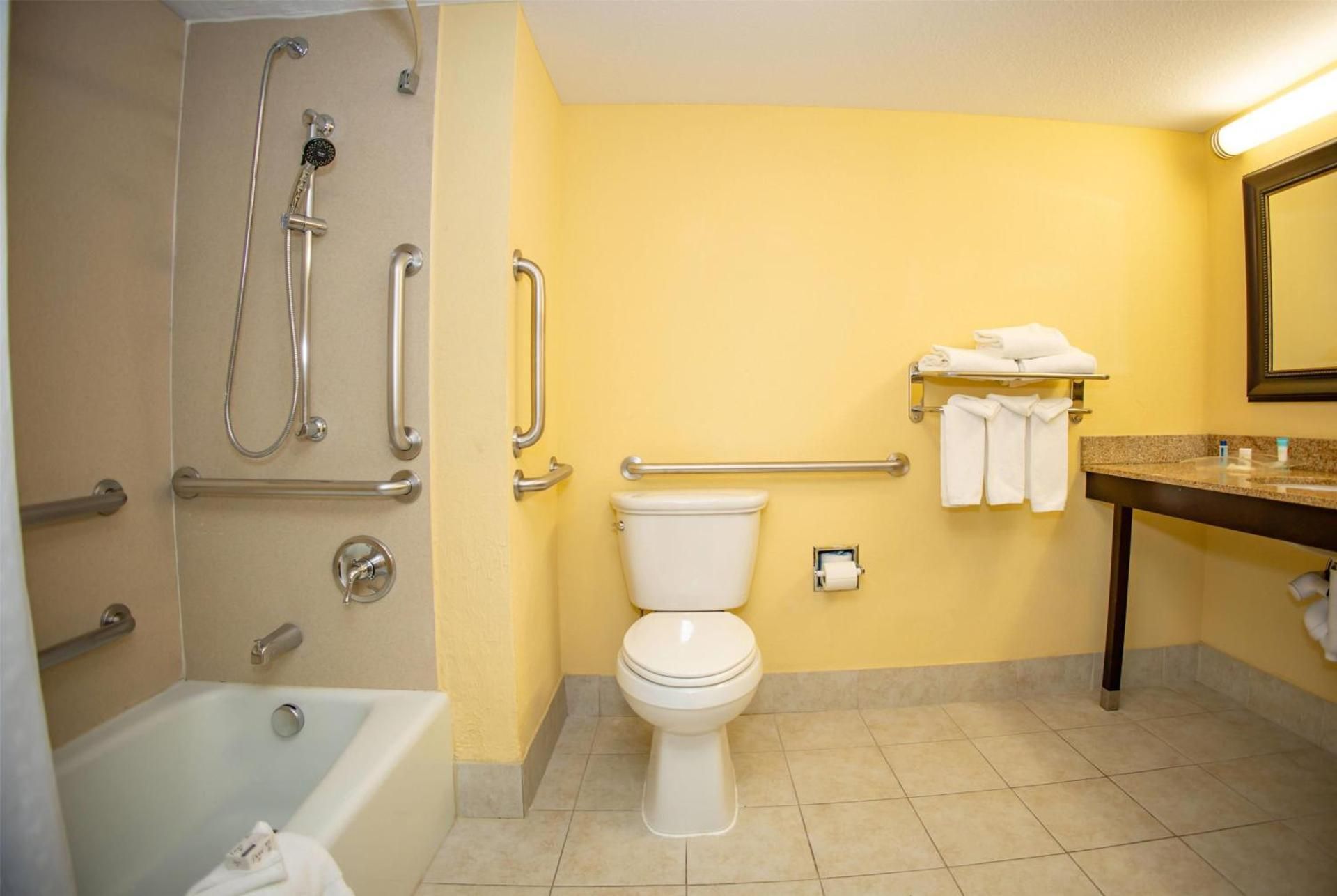 2 Double Beds, 1-Bedroom, Suite, Non-Smoking