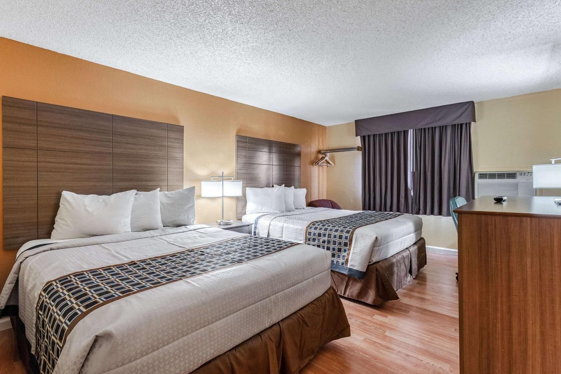 2 Queen Beds, Nonsmoking