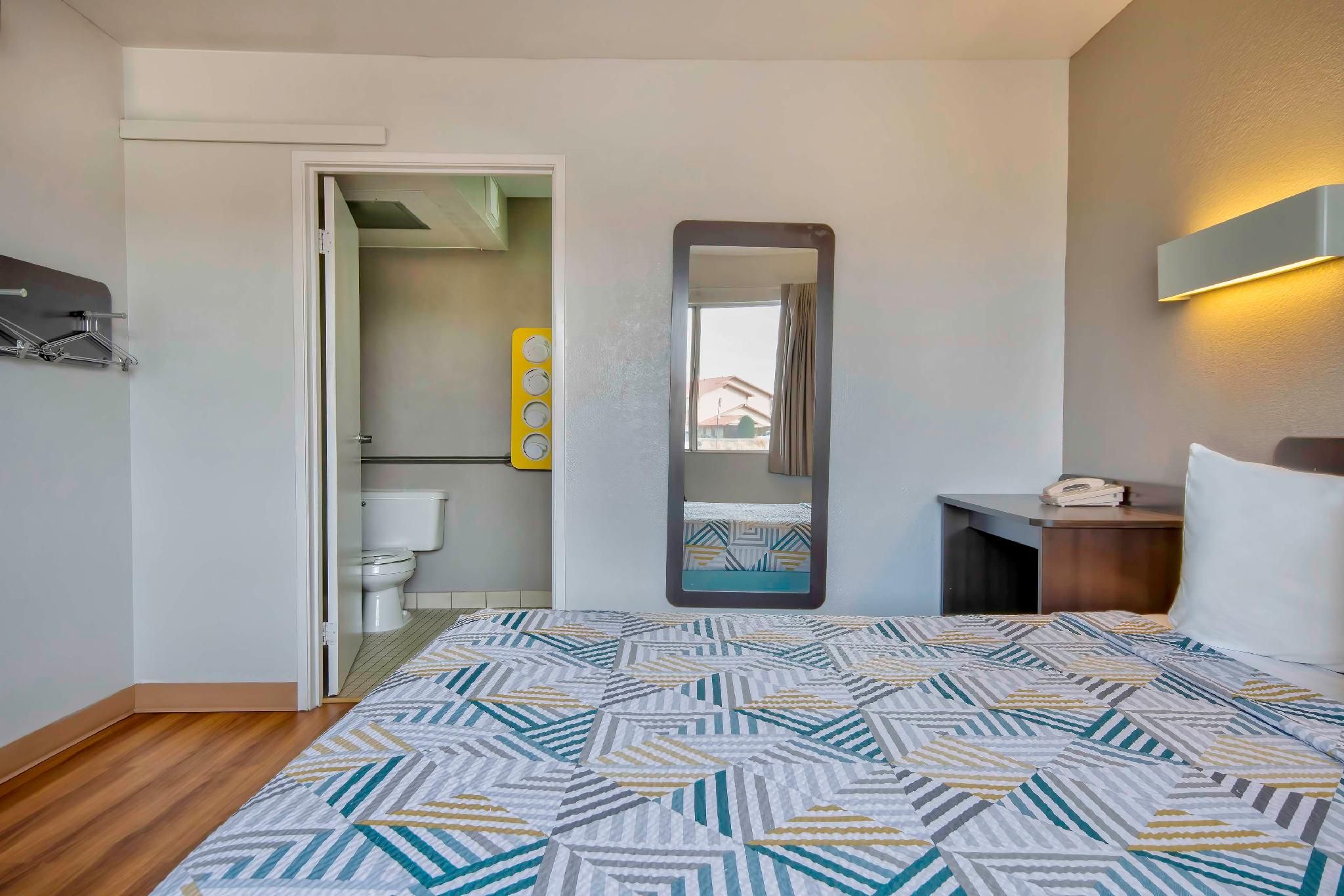 1 Full Bed | ADA/RI Shower