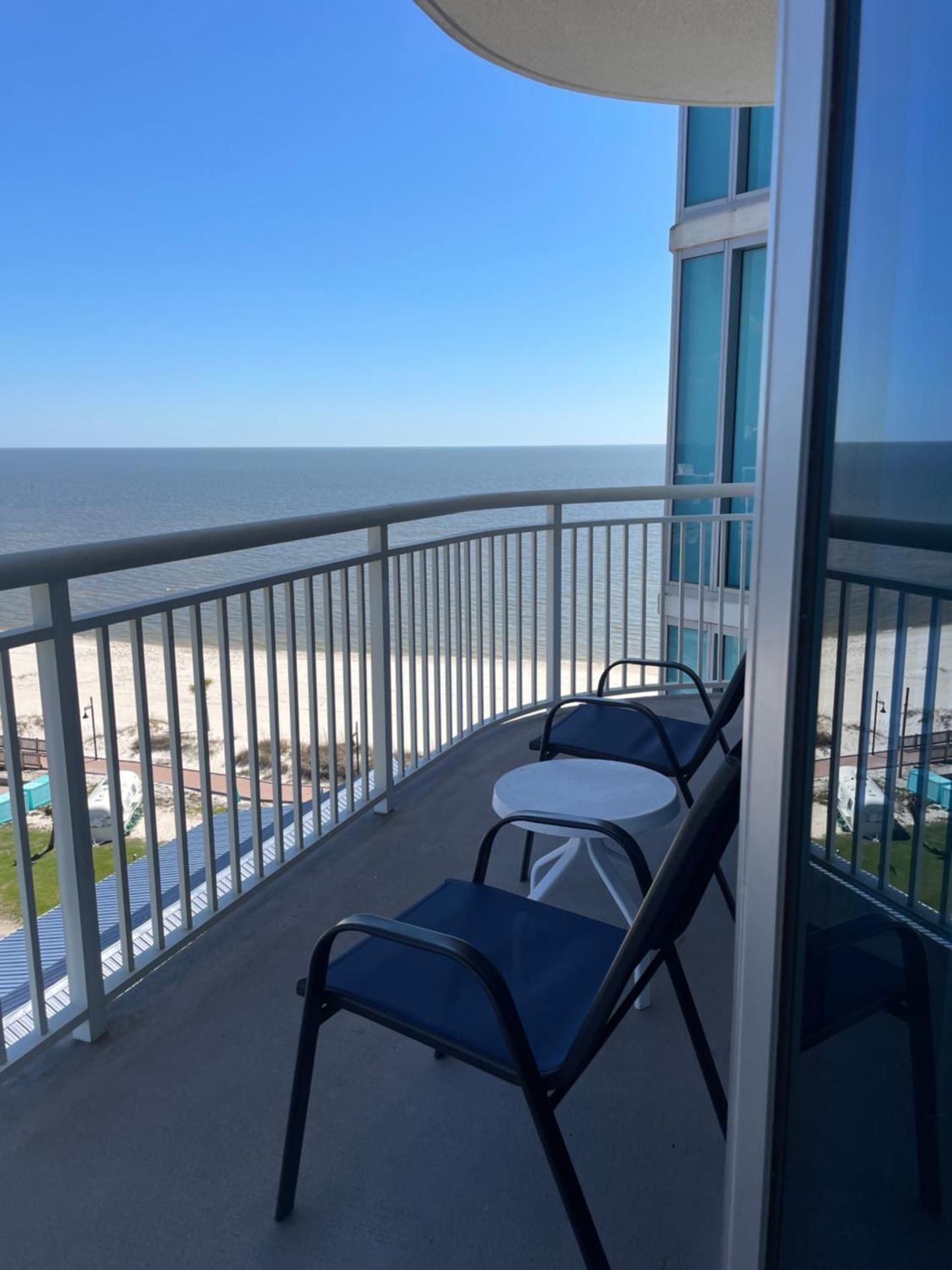 South Beach Biloxi Hotel & Suites Deluxe Studio - Disability Access Partial Ocean View  2