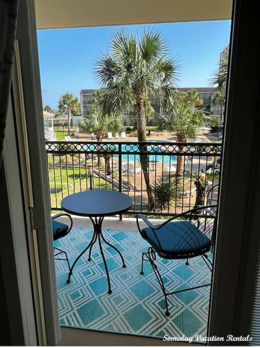 Biloxi Beach-Good Vibes Condo Apartment with Pool View  2