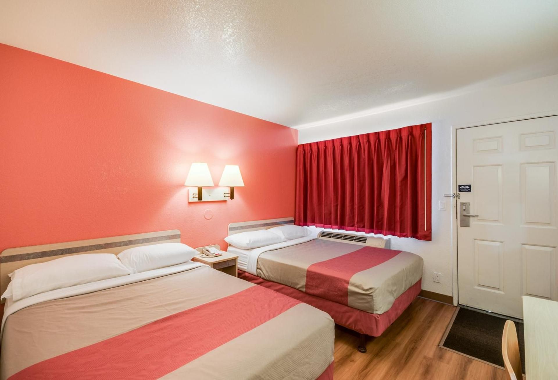 Double Room - Disability Access - Smoking