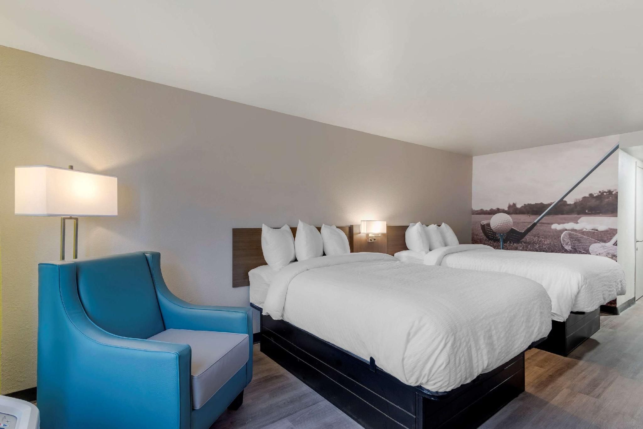 2 Double Beds, Nonsmoking, Accessible