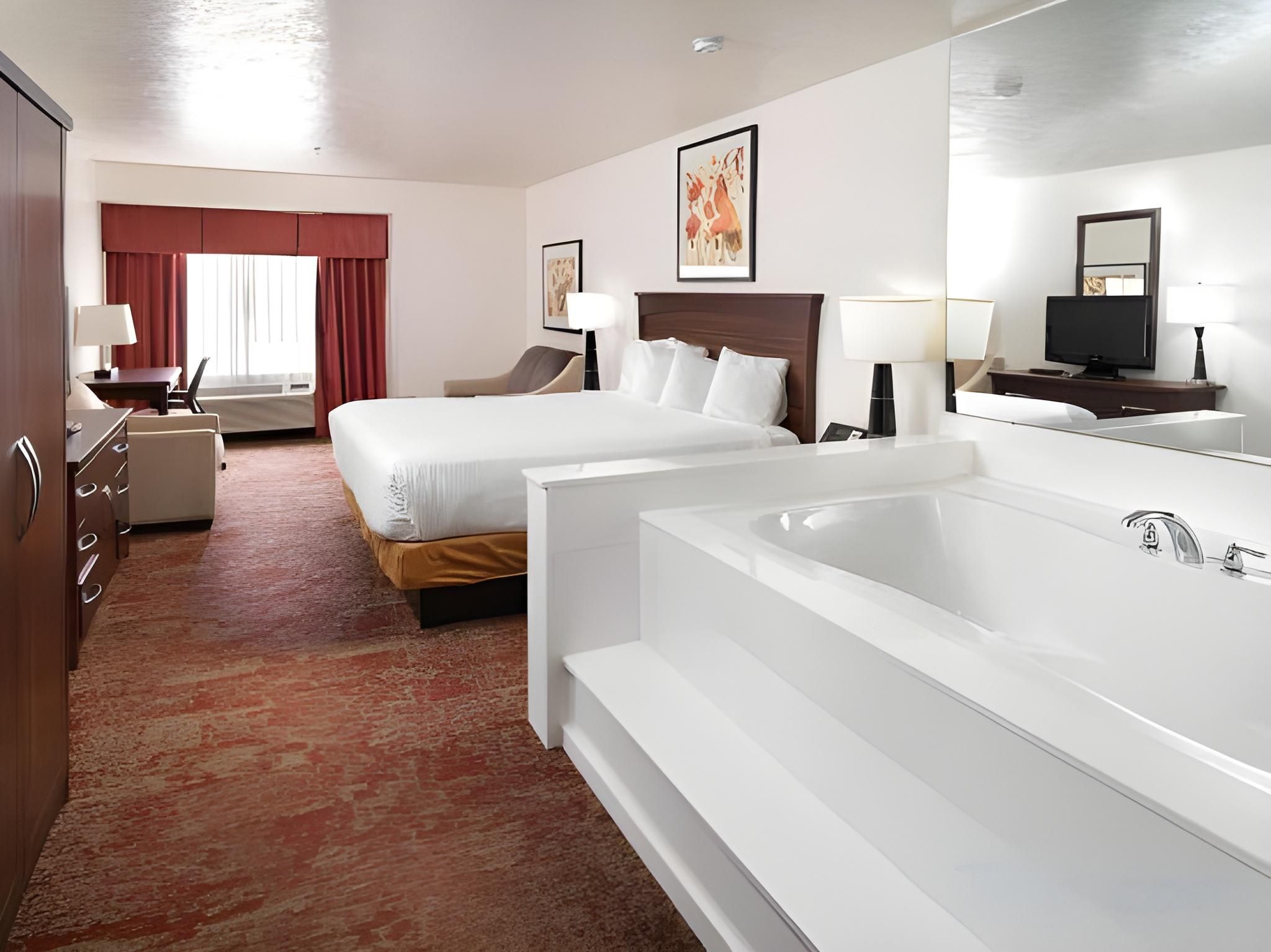 Executive King Room with Bathtub