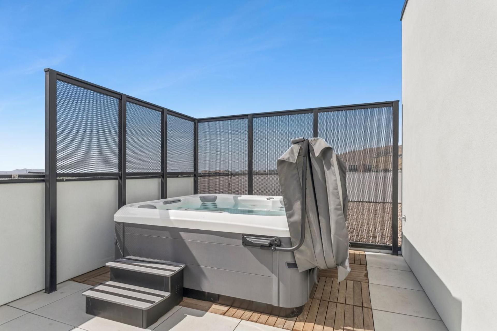 Two Bedroom with Hot Tub