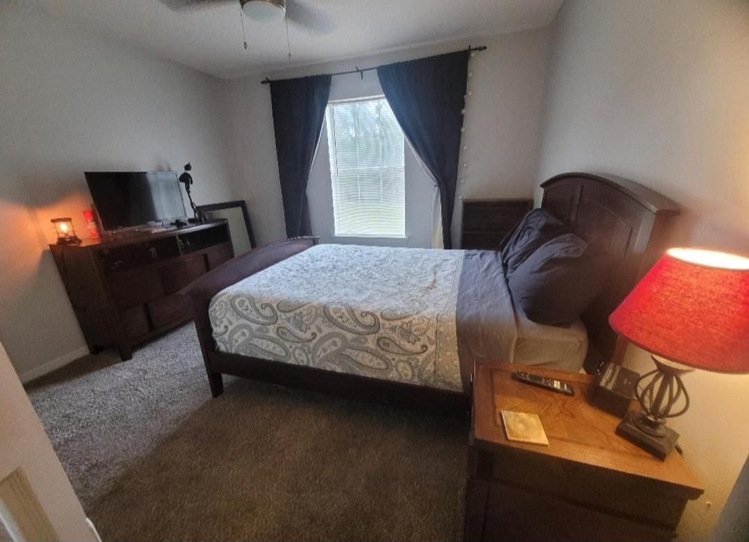 Deluxe Room (2 Adults + 1 Child)