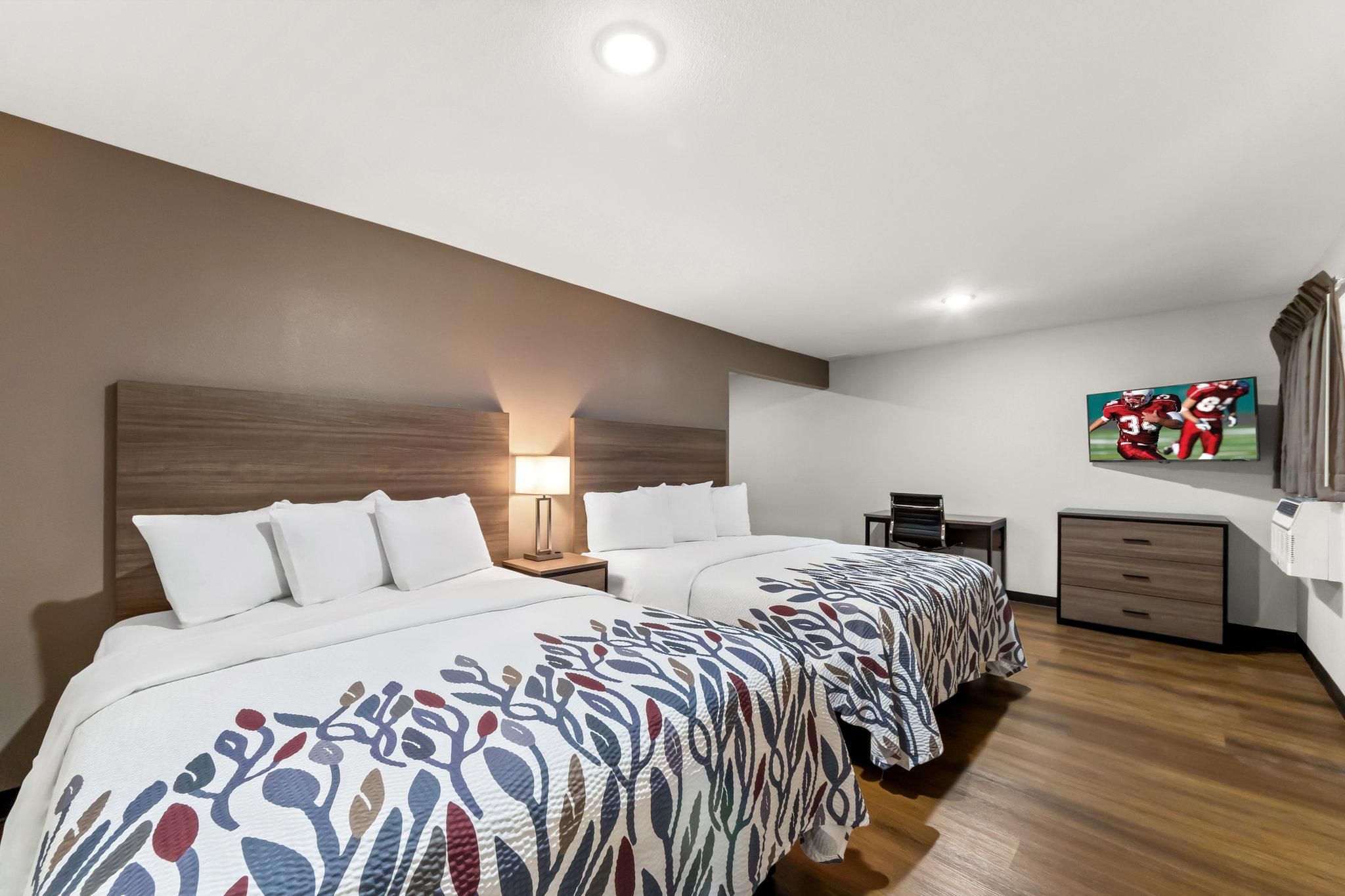 ADA Deluxe 2 Queen Beds with Kitchenette Non-Smoking