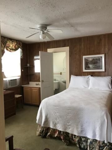 Cottage T-1