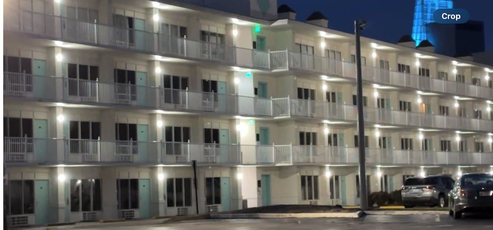 Ambassadors Inn & Suites