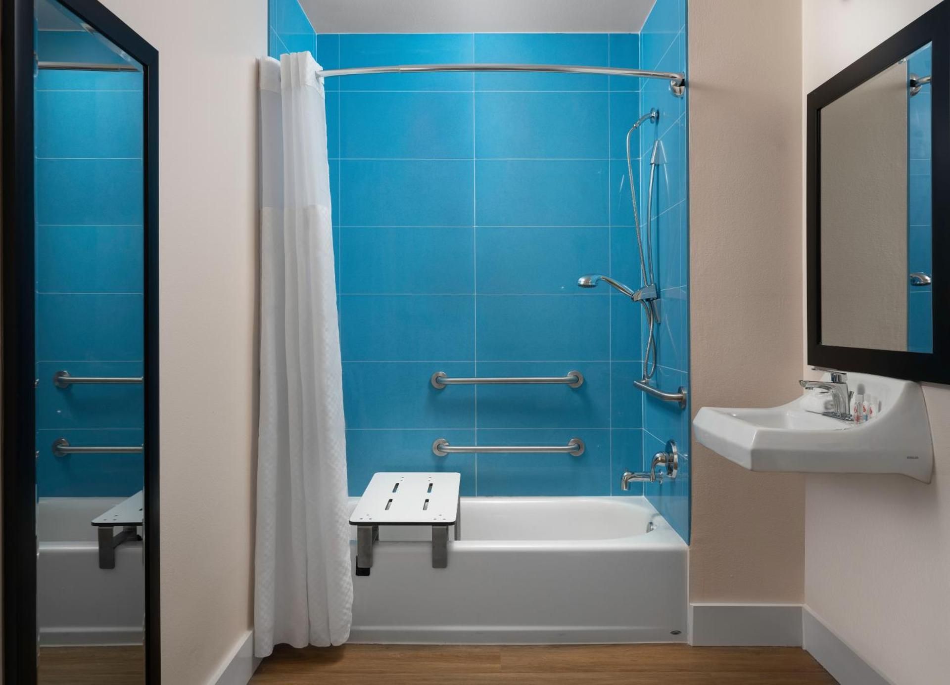 Full Beds | Hearing Accessible - New 60s Retro-Style Decor