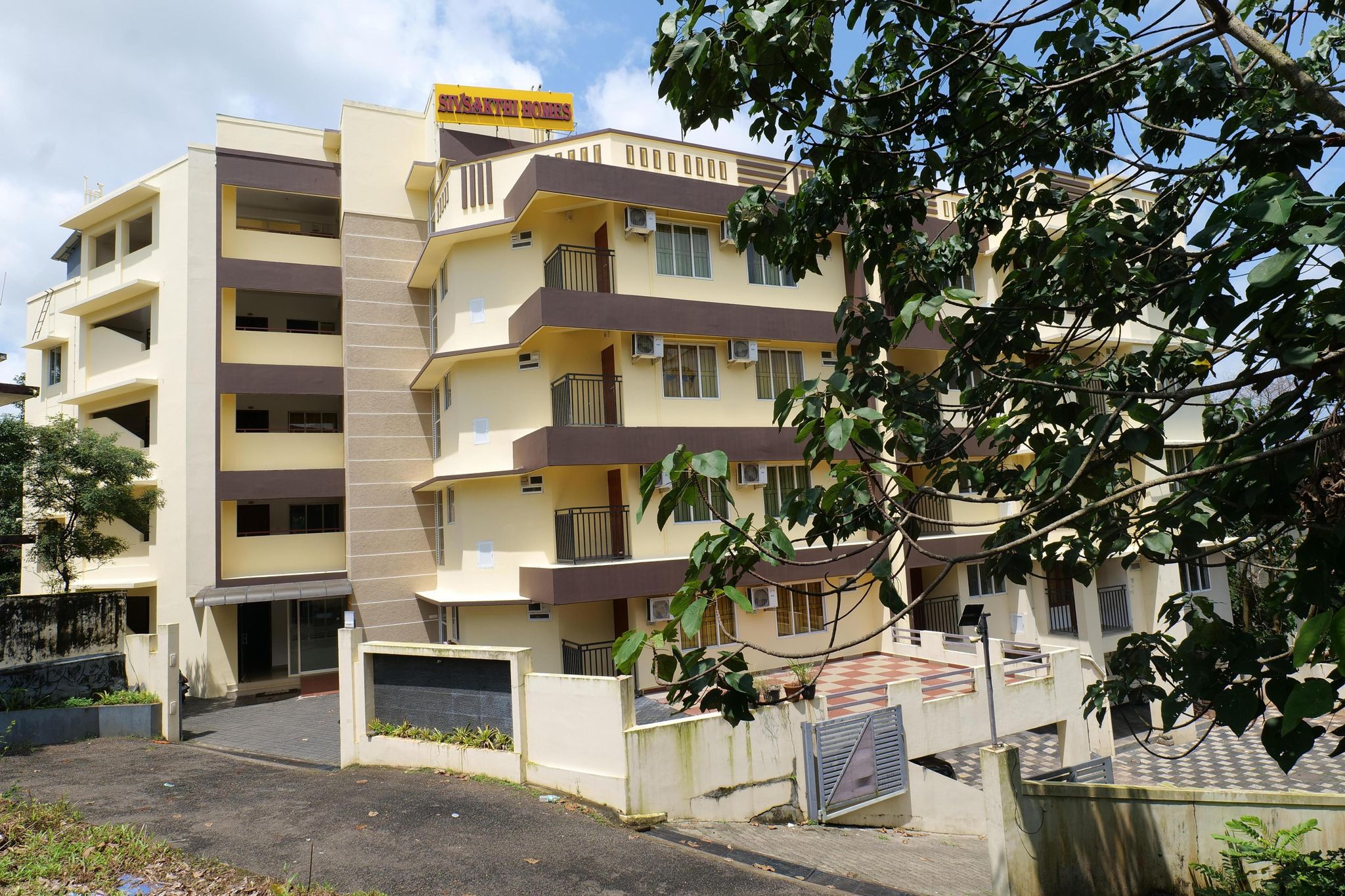 Ruby hotel, Kochi