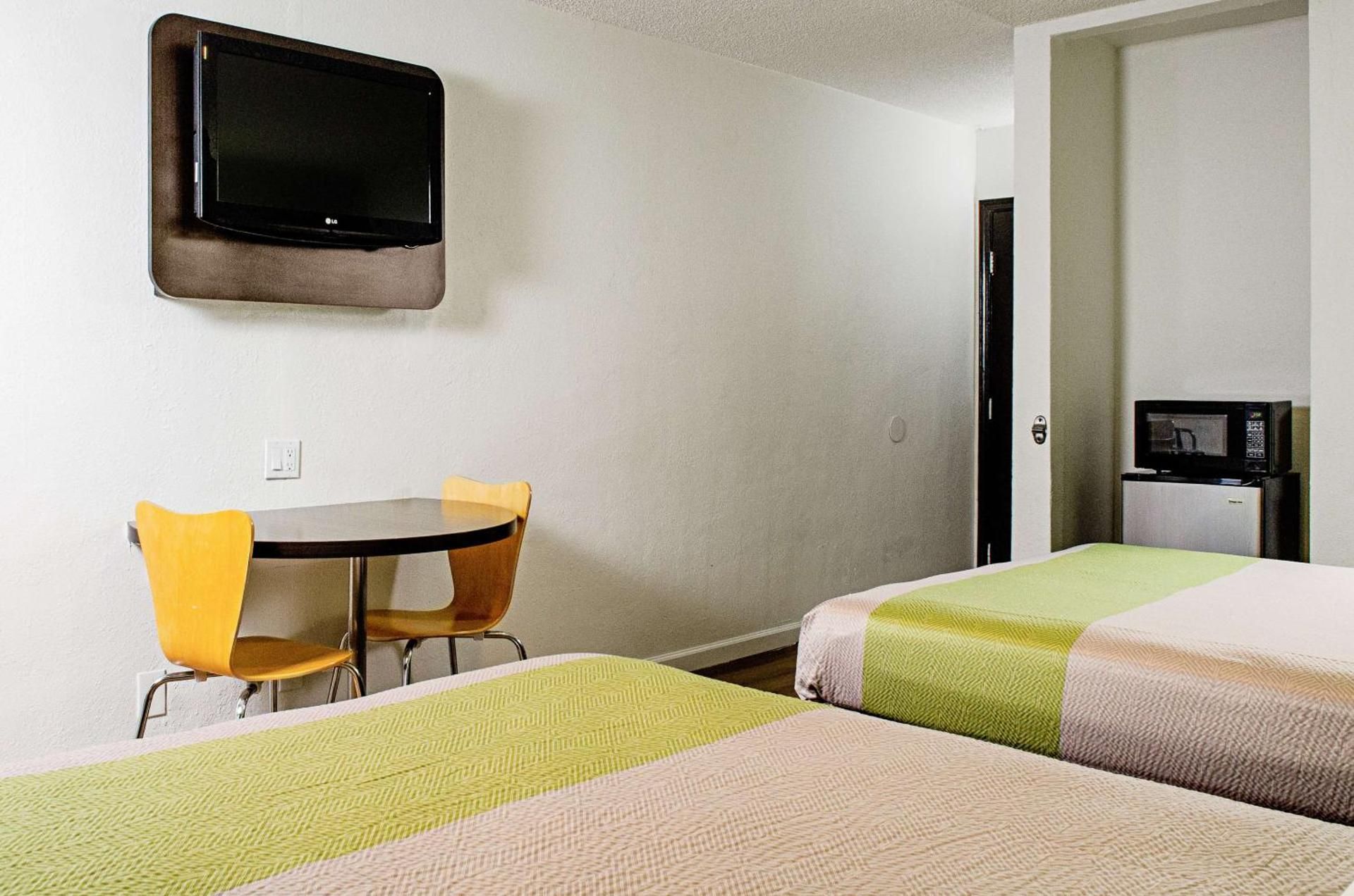 Quadruple Room - Non-Smoking