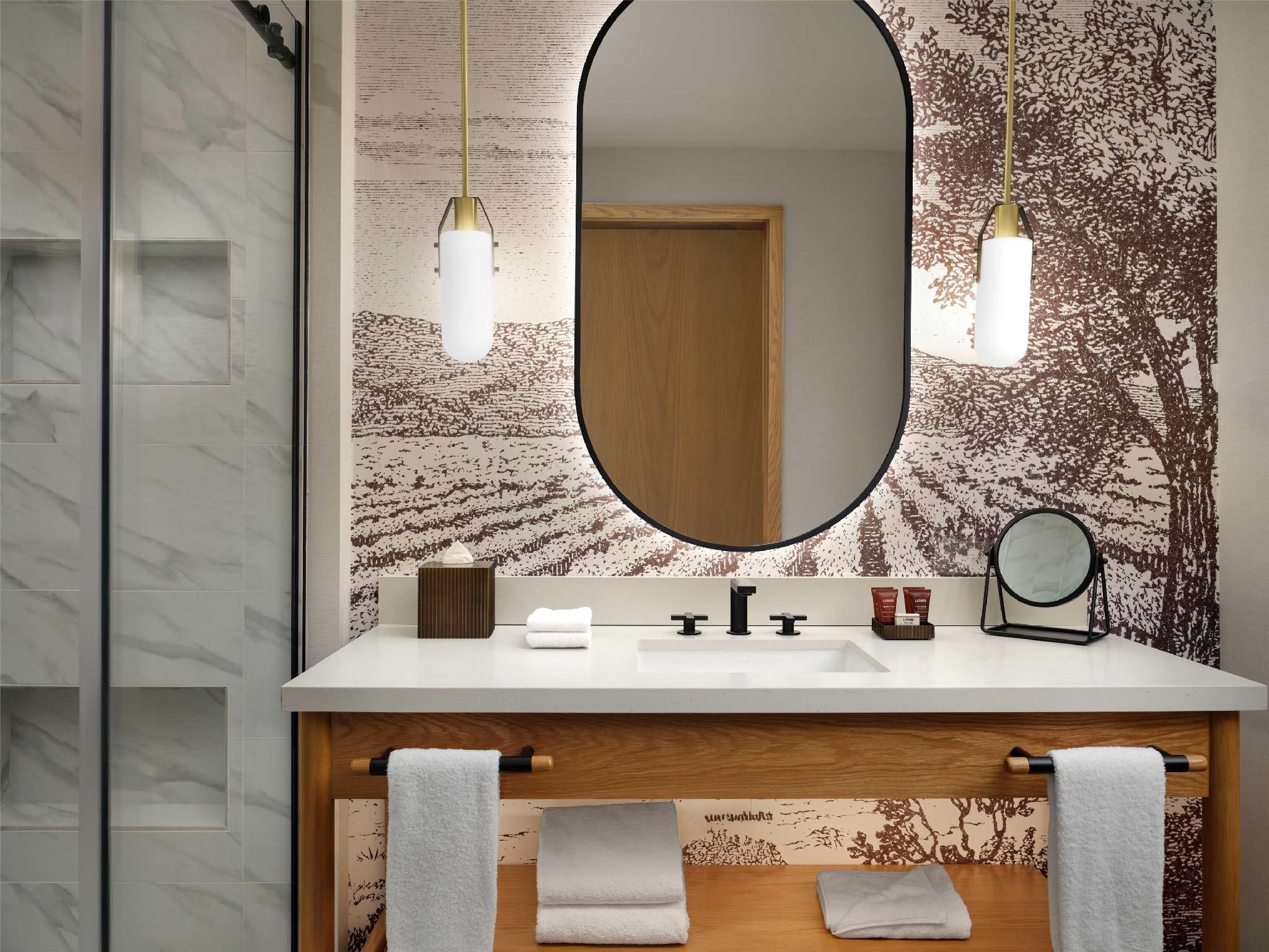 The Ava Hotel Paso Robles, Curio Collection by Hilton 2 King Beds Hearing Accessible 3