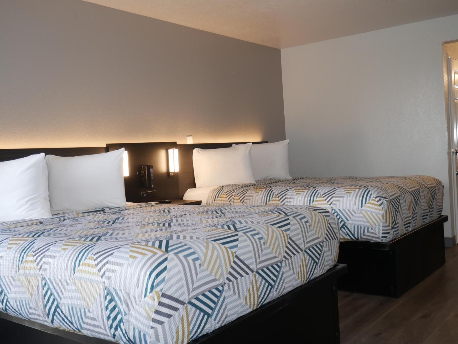 Deluxe Queen Room with Two Queen Beds