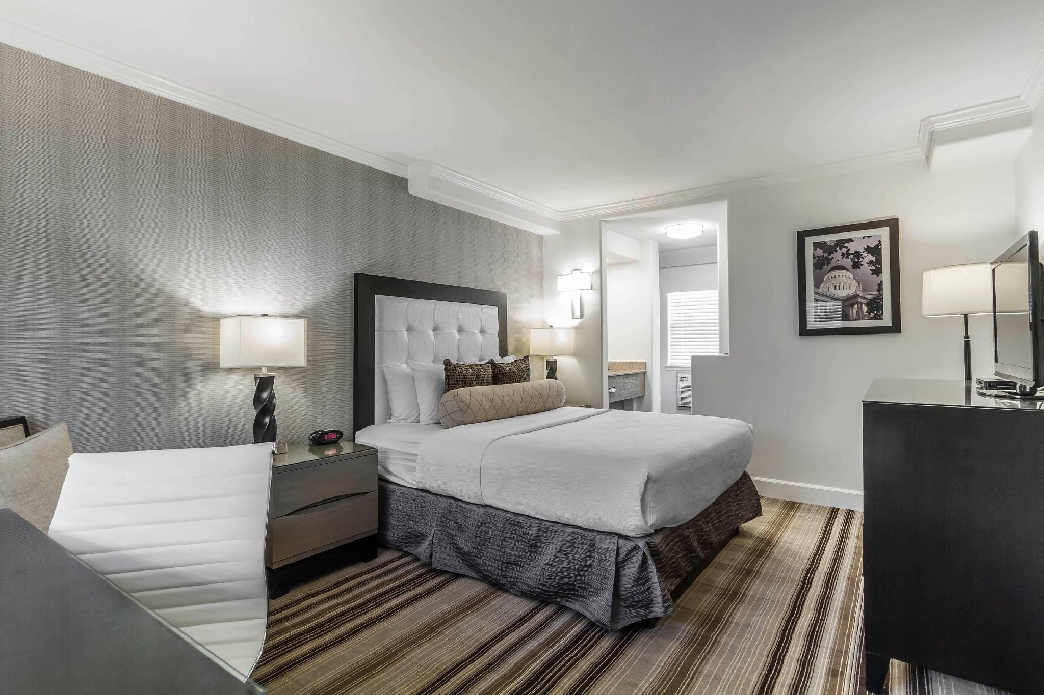 1 Queen Bed, Nonsmoking