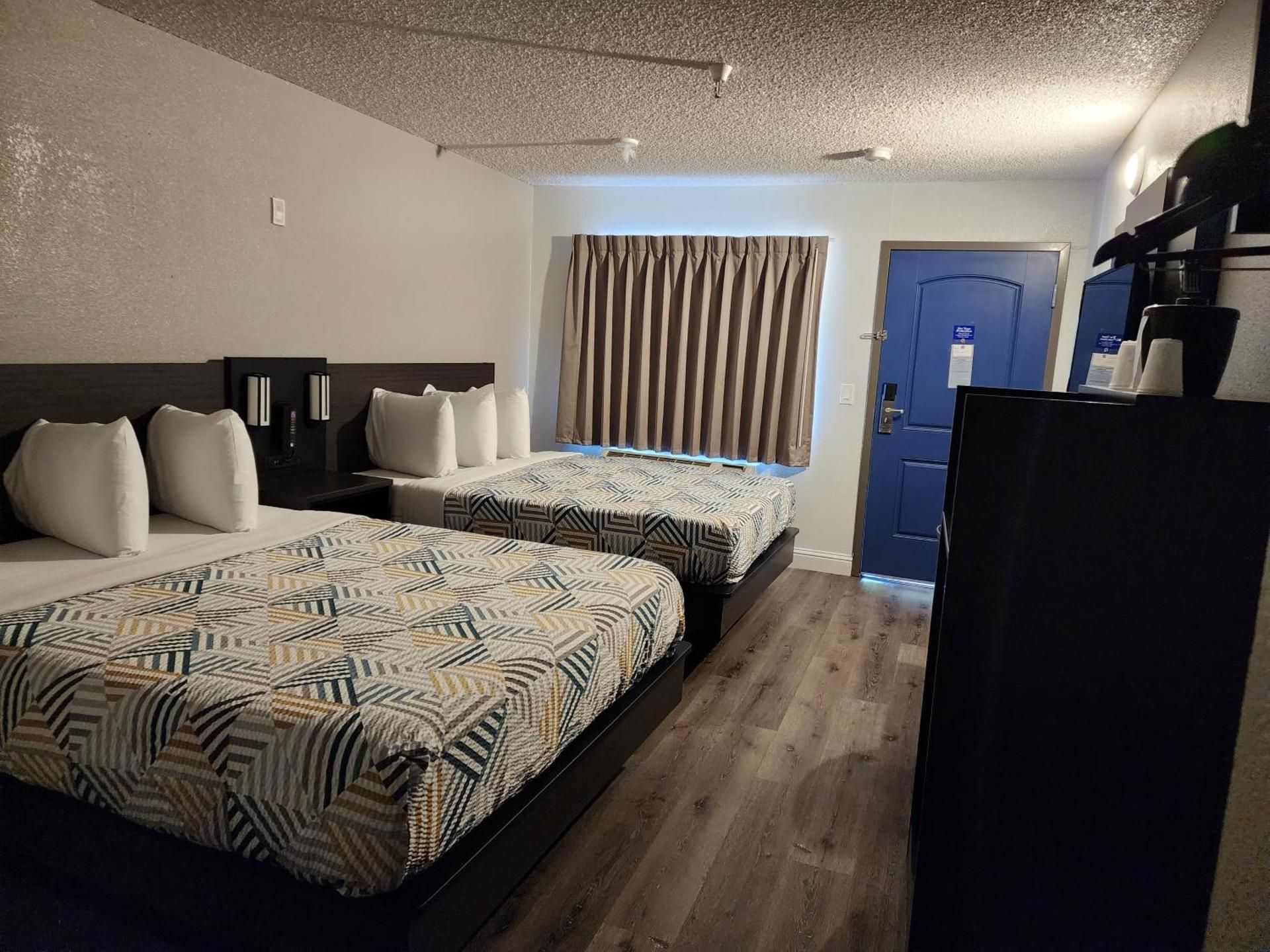 Queen Room with Two Queen Beds - Non-Smoking