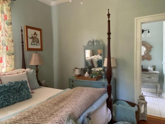 King Suite with Spa Bath