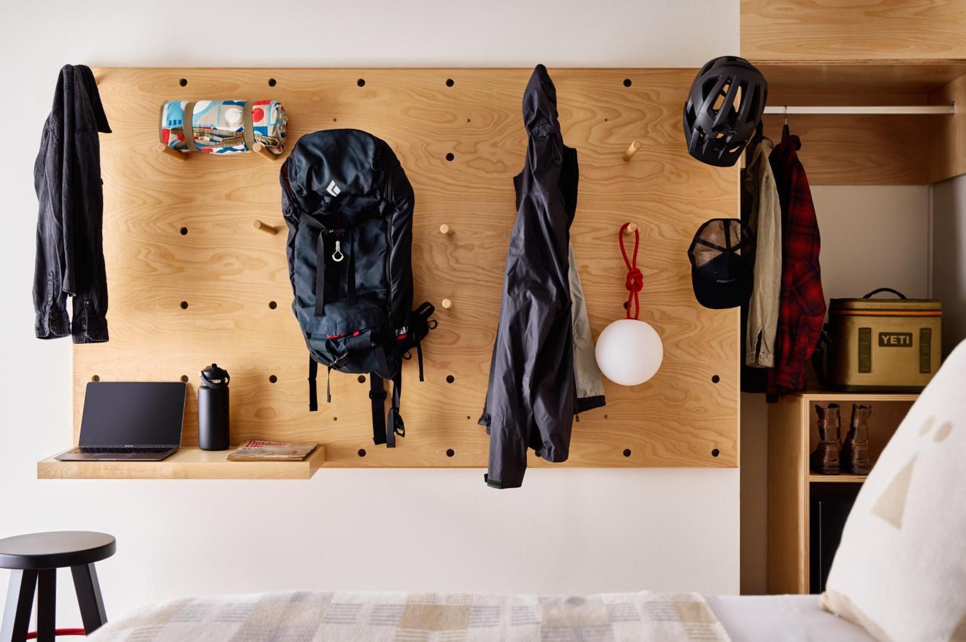 Tälta Lodge, a Bluebird by Lark Twin Bunk 2