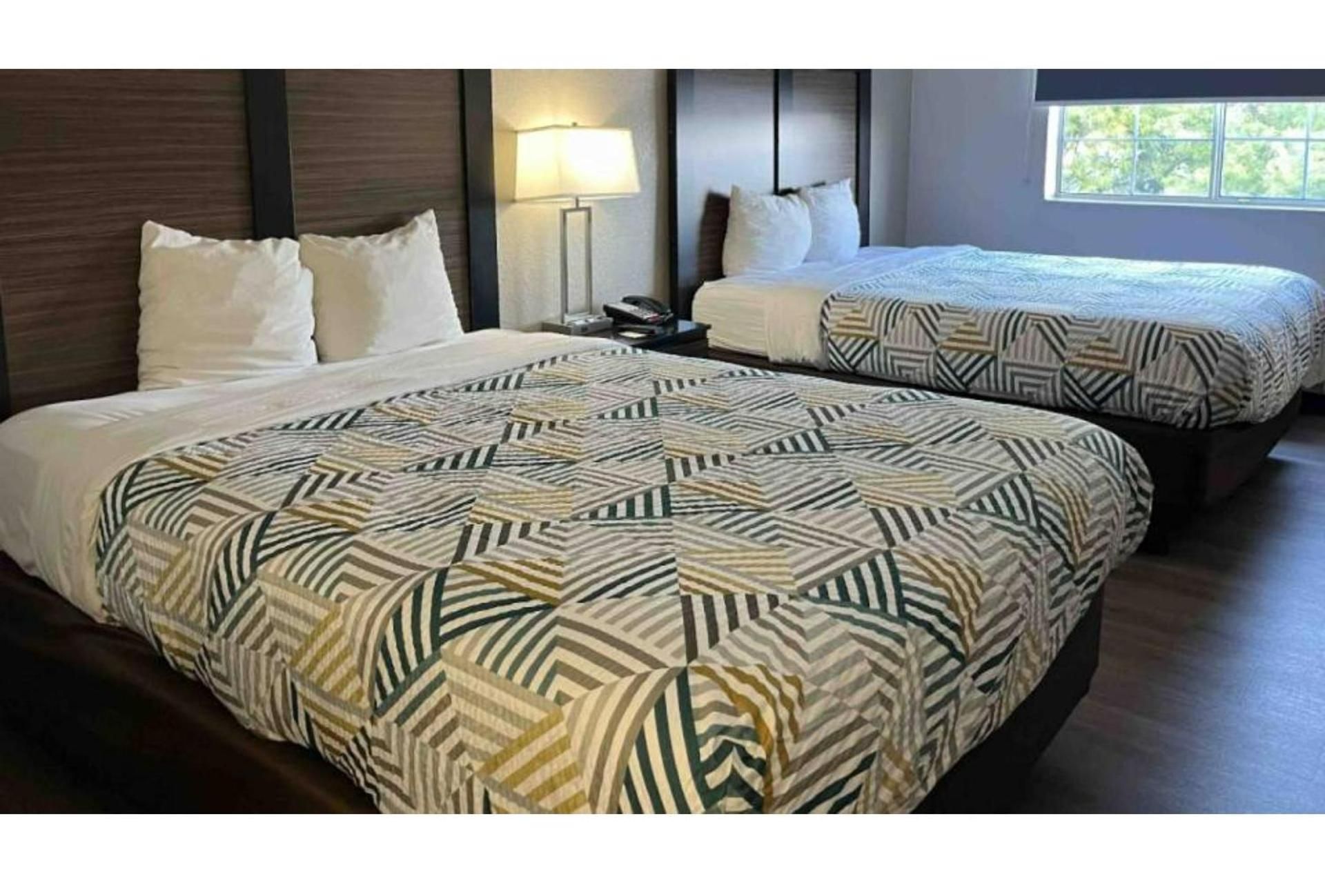 Premium Quadruple Room