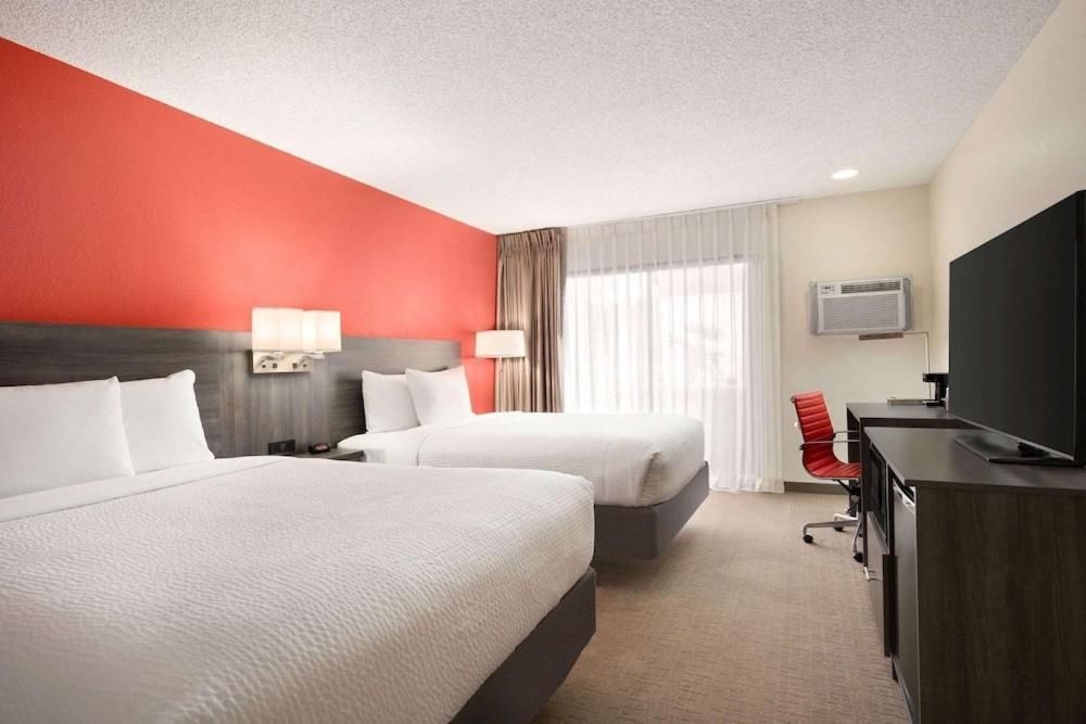 Standard Twin Room with Garden View