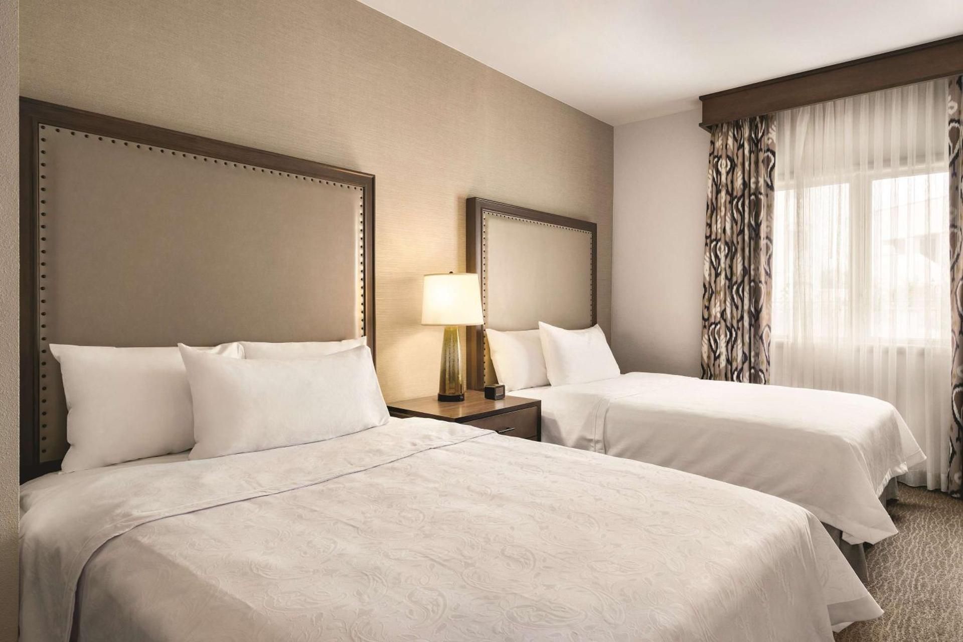 2 Queen Hearing Accessible Suite Nonsmoking