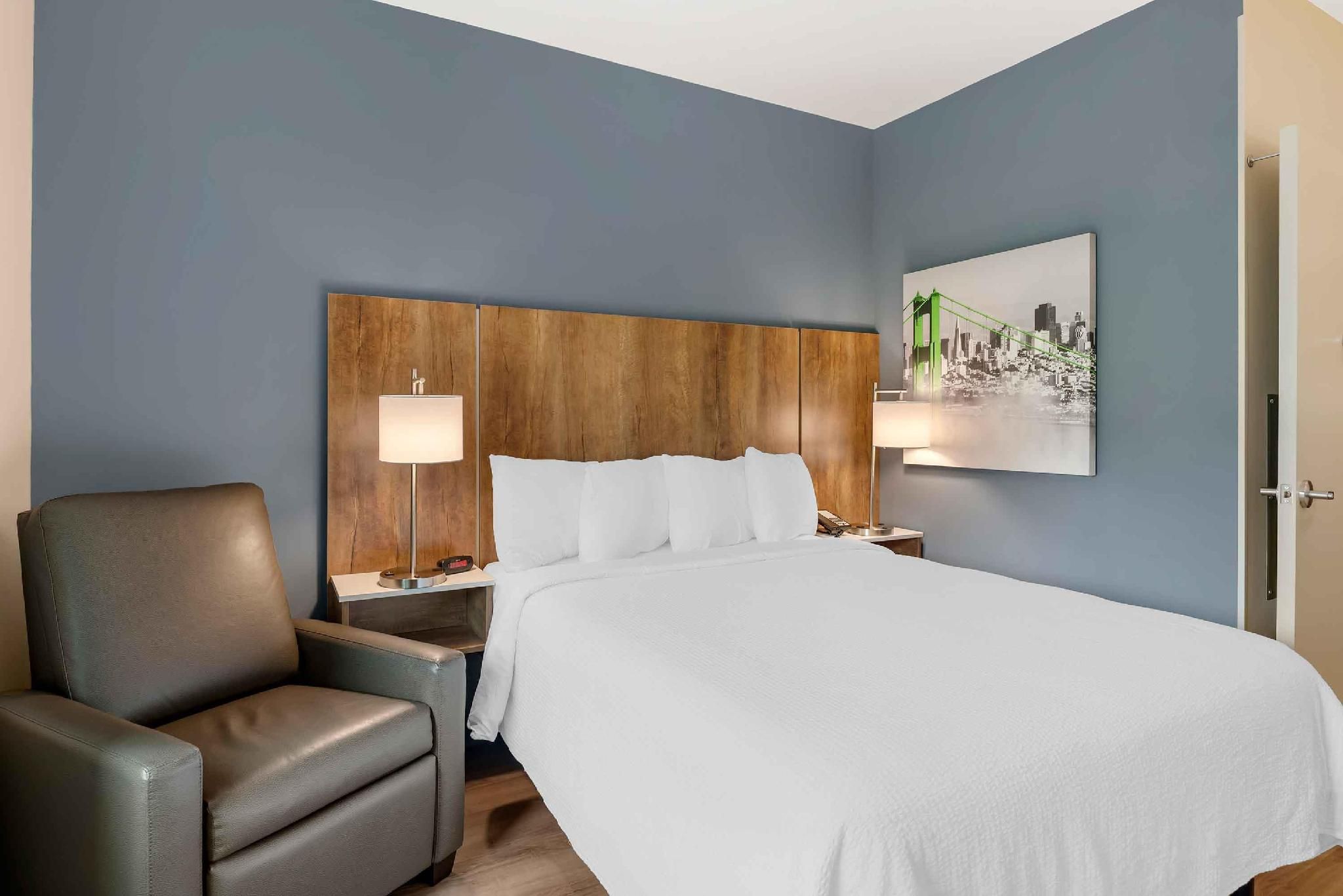 Standard Studio 1 Queen Bed Non smoking
